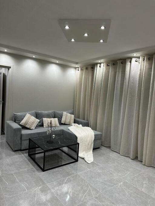 Апартаменты T3 5 Etoile Jacuzzi Тулуза Экстерьер фото